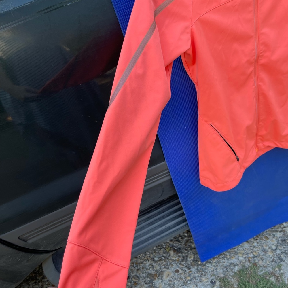 ASICS Coldgear jacket - Picture 9 of 11